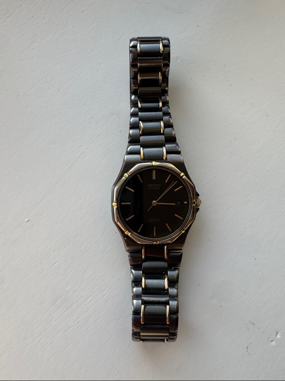 Vintage Seiko Black and Gold Ceramic Bracelet Watch SQ100